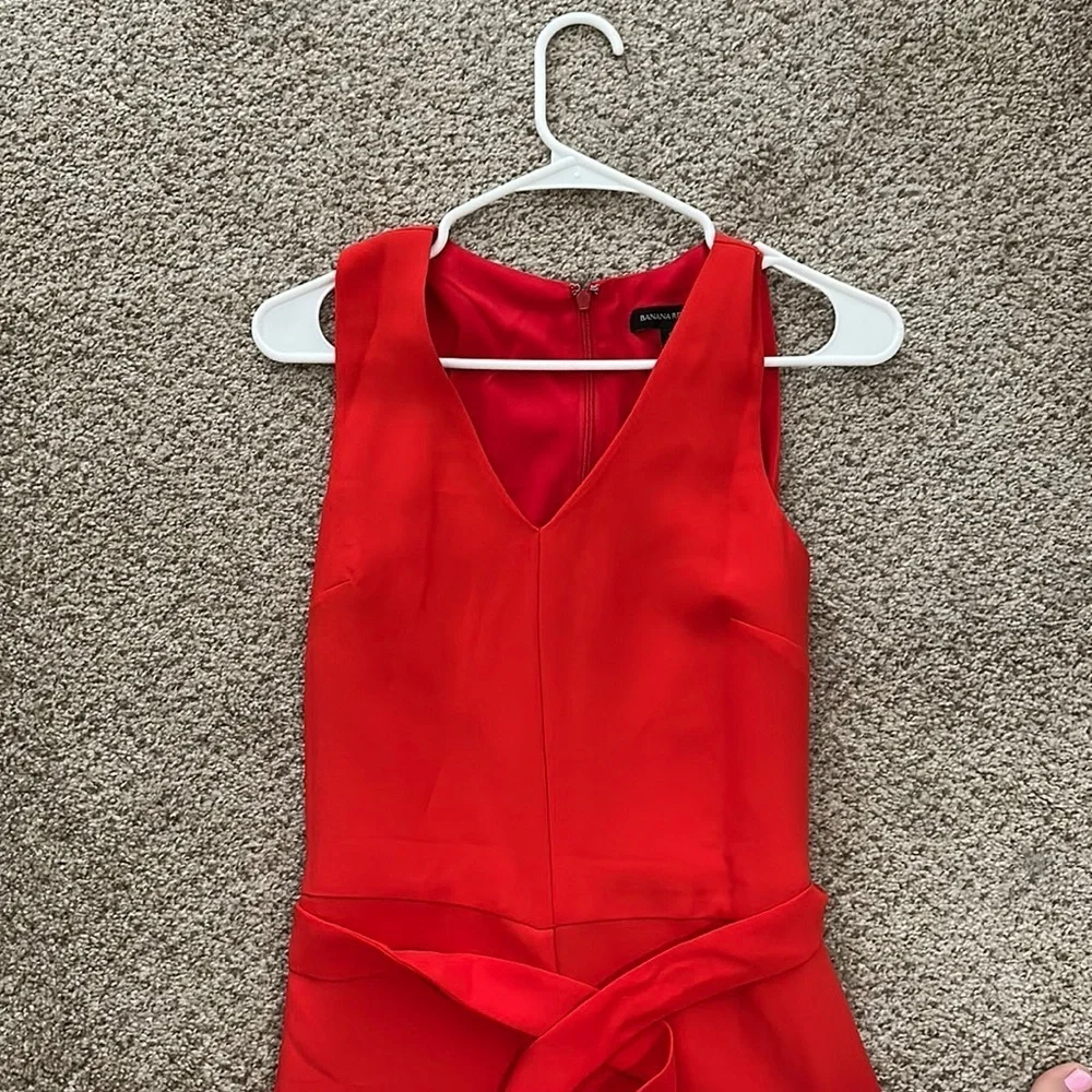 BANANA REPUBLIC V Neck Tie Waist Jumpsuit